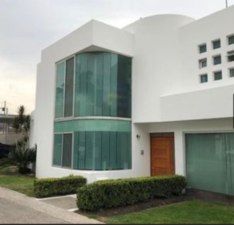Venta de casa en Cumbres del Mirador, Querétaro